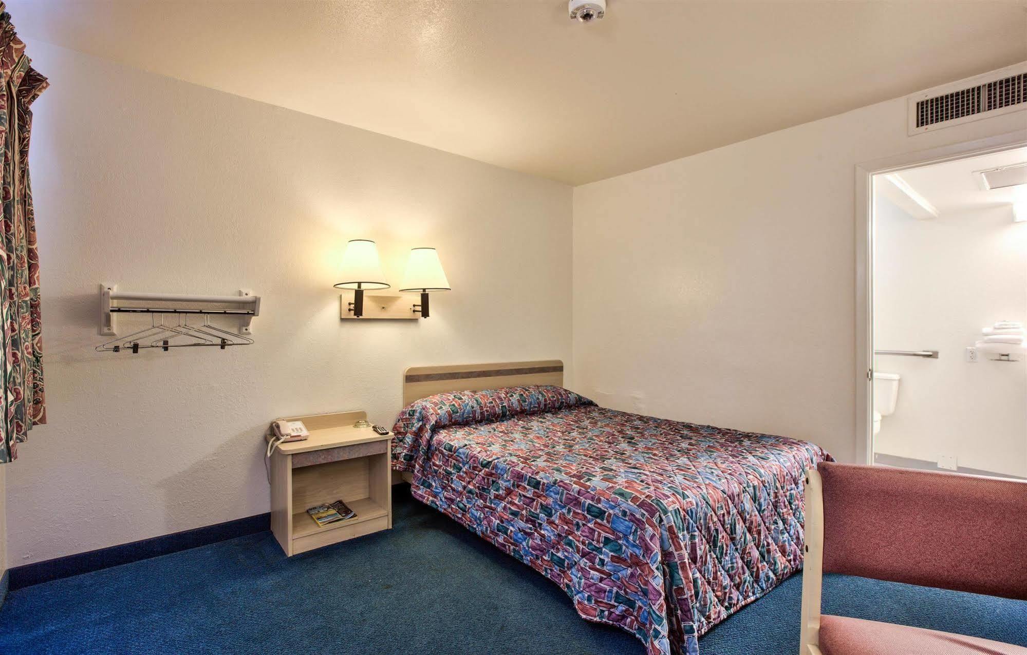 Motel 6-Valdosta, Ga - University Buitenkant foto