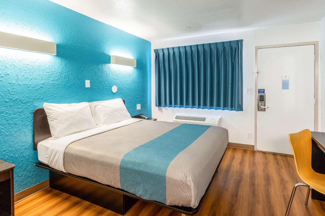 Motel 6-Valdosta, Ga - University Buitenkant foto